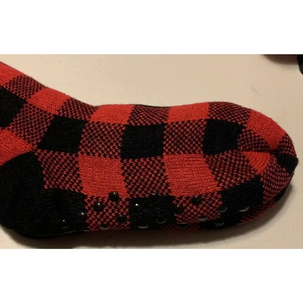Universal Studios Slipper Cabin Socks Earl's Tree Farm Sherpa Lined  Nonslip NWT